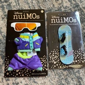 Disney Nuimos outfit and snowboard